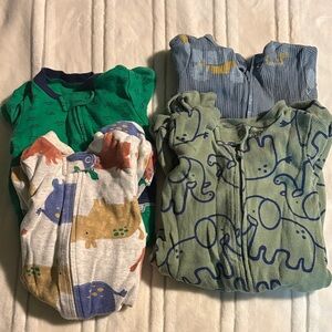 Carter's thermal and cotton onesies. Size 6m